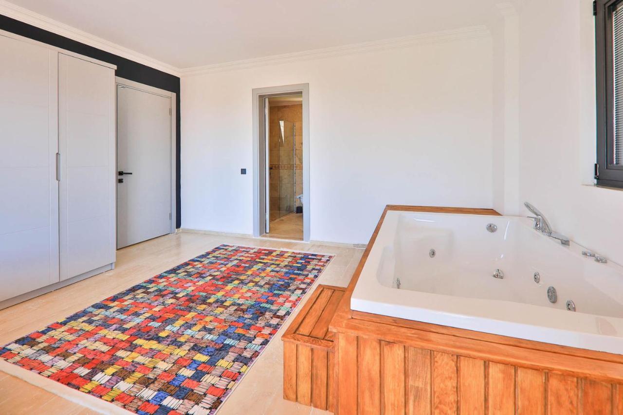 Villa Celik Kalkan Exteriör bild