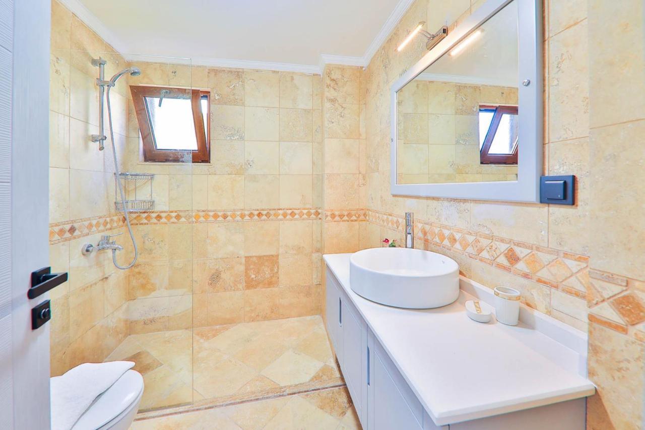Villa Celik Kalkan Exteriör bild